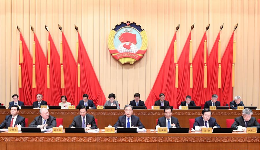 为两会建言献策,马化腾雷军李彦宏都提了什么?