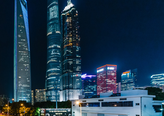 夜经济带动LED需求反弹,设备制造企业迎来新机遇
