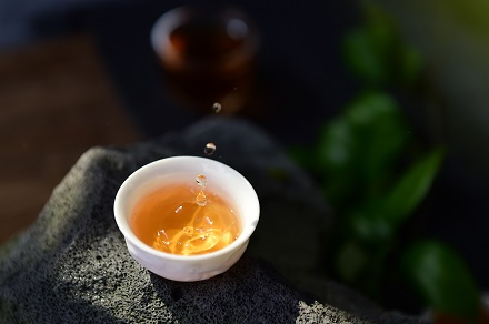 “追茶”到底：传统茶企上市为何老大难？