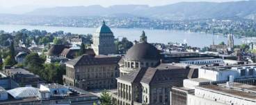 瑞士：永久中立国的繁荣与创新之路